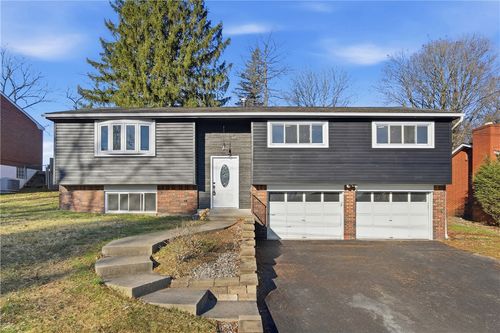156 Deerfield Dr, Penn Hills, PA, 15235-3503 | Card Image
