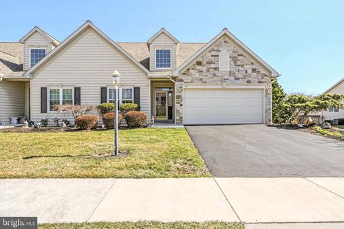 211 Brookridge Ct, HARRISBURG, PA, 17112-9335 | Card Image