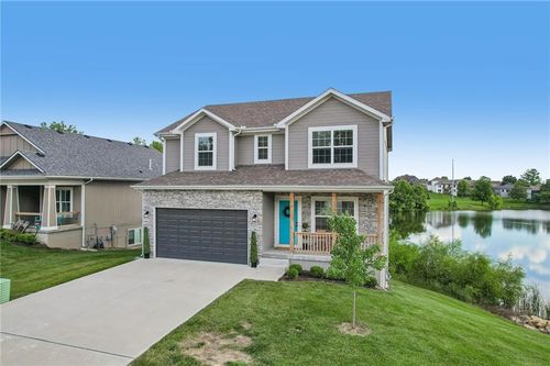 700 Pampas St, Pleasant Hill, MO, 64080-7709 | Card Image