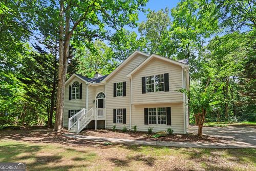 105 Creek View Dr, Hoschton, GA, 30548-3077 | Card Image