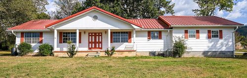 8511 Mckenzie Ln, Ooltewah, TN, 37363-9284 | Card Image