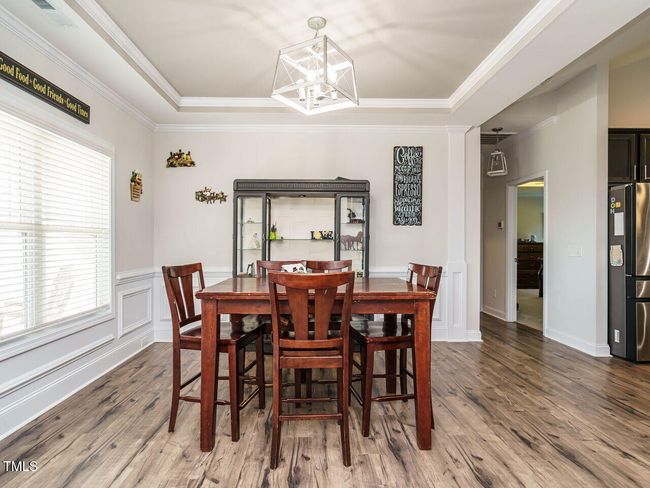 006-1280x960-dining-room | Image 6