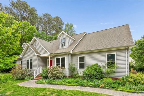 6514 Wyncote Ave, Gloucester, VA, 23061-4204 | Card Image