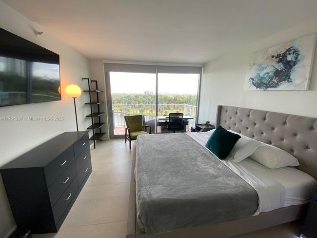 APT-906 - 1700 Nw North River Dr, Condo with 2 bedrooms, 2 bathrooms and null parking in Miami FL | Image 16