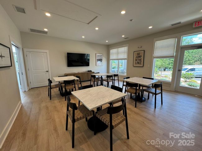 27 - 7392 Deer Hollow Road, House other with 4 bedrooms, 4 bathrooms and null parking in Sherrills Ford NC | Image 45
