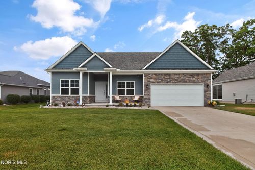 239 Hidden Village Ct, Holland, OH, 43528-6602 | Card Image
