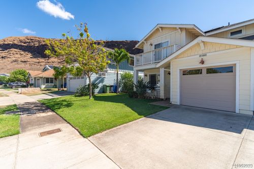 87-1043 Anaha St, Waianae, HI, 96792-5406 | Card Image