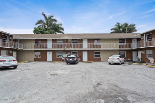 13-241 Nw 11th 1 Street, Belle Glade, FL, 33430 | Card Image