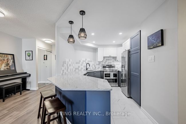 512 - 175 Hunter St E, Condo with 2 bedrooms, 1 bathrooms and 1 parking in Hamilton ON | Image 4