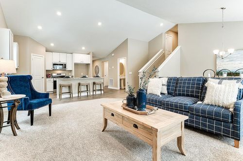 7085 Marlowe Ave Ne, Otsego, MN, 55330-7474 | Card Image