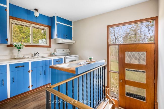 505405 Grey Rd 1, House other with 3 bedrooms, 2 bathrooms and 3 parking in Kemble ON | Image 15