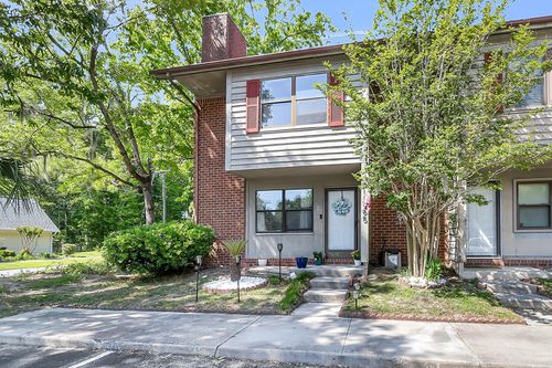 565 Travelers Blvd, Summerville, SC, 29485-8219 | Card Image