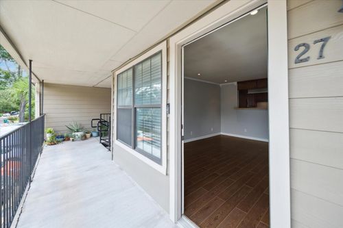 b27-606 Marshall St, Houston, TX, 77006-4480 | Card Image