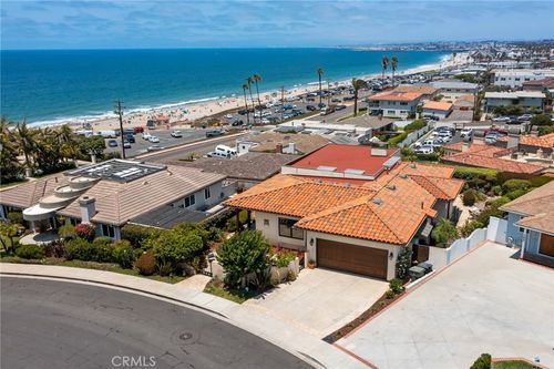 105 Paseo De Suenos, Redondo Beach, CA, 90277-6558 | Card Image