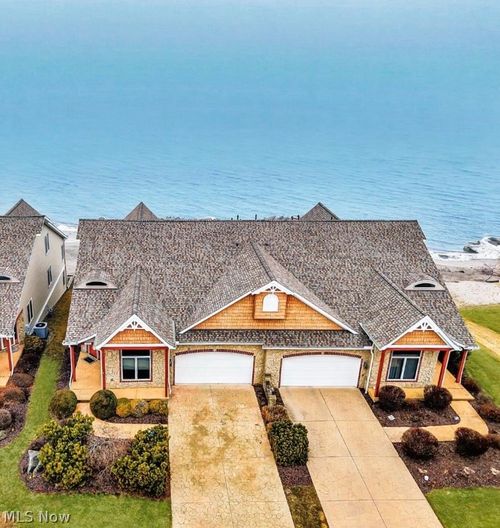 4319 Shore Dr, Lorain, OH, 44053-1353 | Card Image