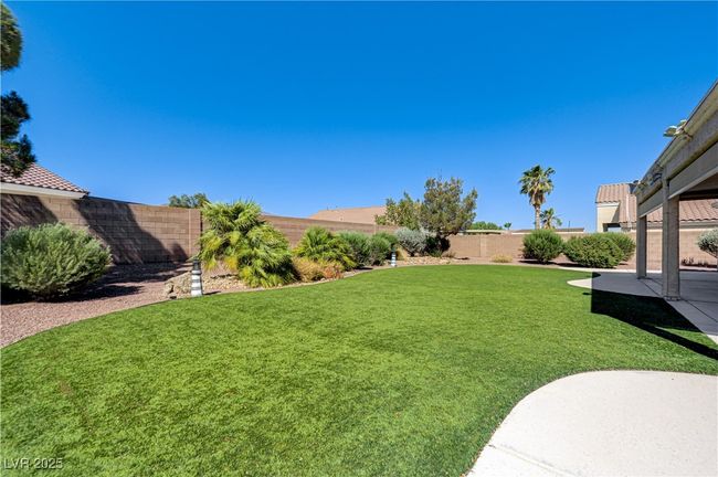 8204 Turbys Treehouse Pl, House other with 4 bedrooms, 3 bathrooms and null parking in Las Vegas NV | Image 70