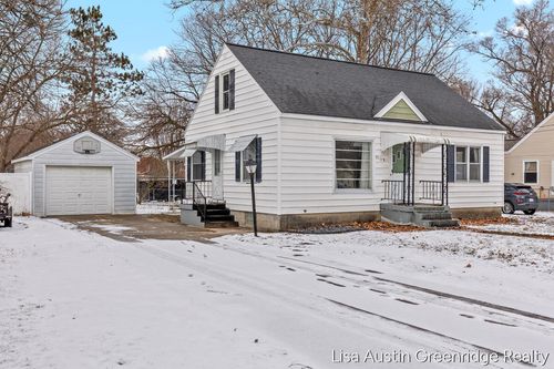 5139 Heyboer Ave Se, Kentwood, MI, 49548-7616 | Card Image