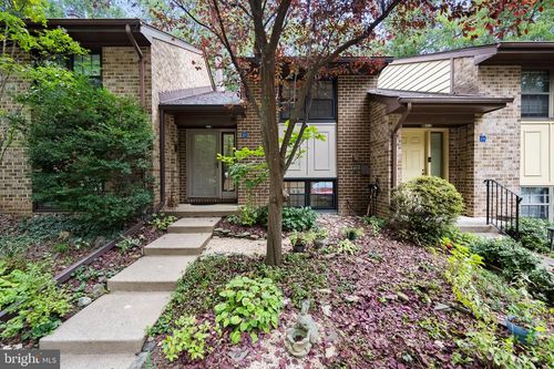 2027 Headlands Cir, RESTON, VA, 20191-3640 | Card Image