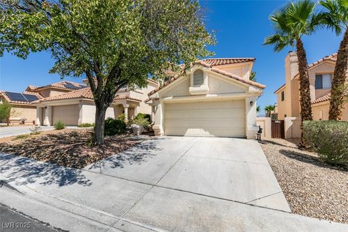 9532 Amber Valley Ln, Las Vegas, NV, 89134-0143 | Card Image