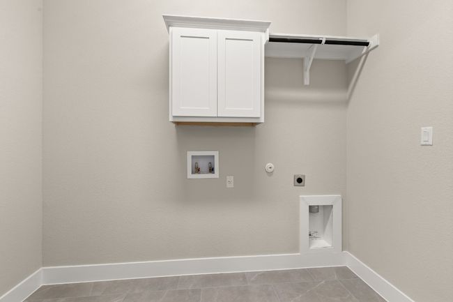 Utility Room with storage | Image 29