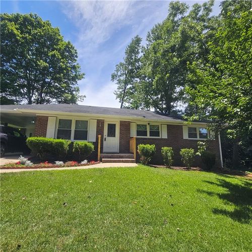 3047 Menlo Park Dr, Rex, GA, 30273-1641 | Card Image