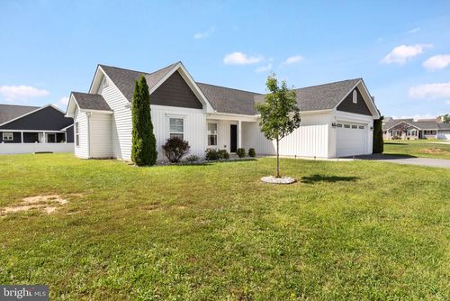 44 Aristides Way, MARTINSBURG, WV, 25404-1452 | Card Image