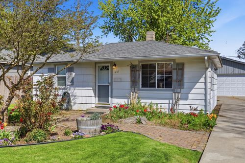 1407 E Nebraska Ave, Spokane, WA, 99208-2934 | Card Image