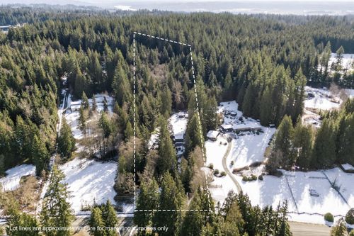 11760 272 St, Maple Ridge, BC, V2W1Y9 | Card Image