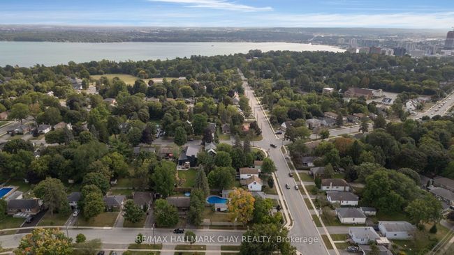 7 Napier St, House other with 3 bedrooms, 1 bathrooms and 7 parking in Barrie ON | Image 30