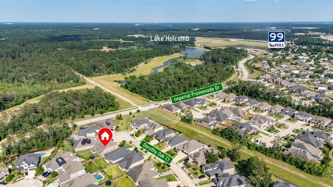 Perfectly located in The Falls of Imperial Oaks | Image 8