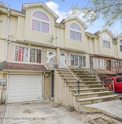 b2-5 Ludwig Ln, Staten Island, NY, 10303 | Card Image