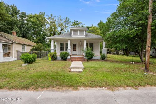 1810 Wilmington St, New Bern, NC, 28560-3052 | Card Image