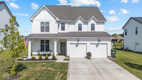 1905 S Reilly Ln, New Palestine, IN, 46163-8561 | Card Image