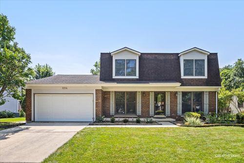 1014 Whirlaway Ave, Naperville, IL, 60540-6827 | Card Image
