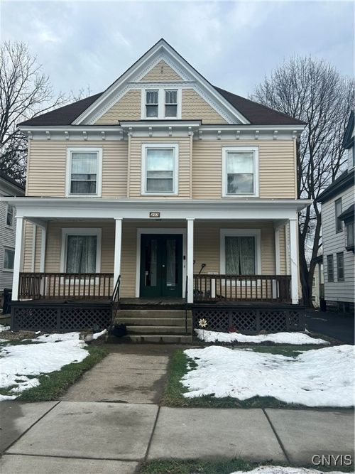 207 Onondaga Ave, Syracuse, NY, 13207-1439 | Card Image