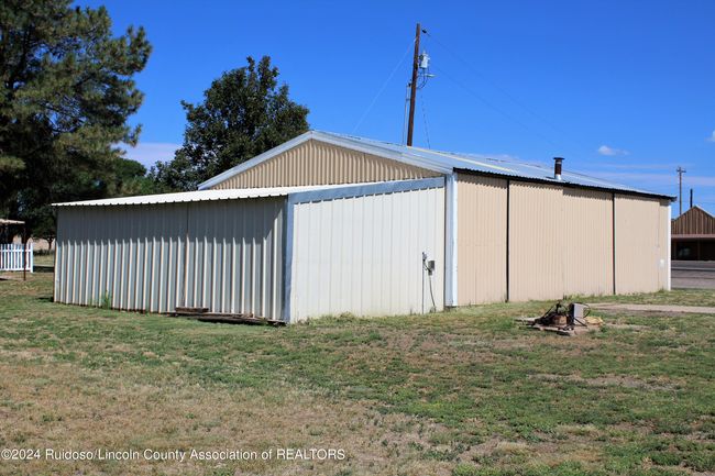 303 Smokey Bear Blvd, Home with 0 bedrooms, 1 bathrooms and null parking in Capitan NM | Image 5