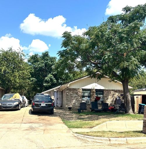 3110 Gould Ave, Fort Worth, TX, 76106-5664 | Card Image