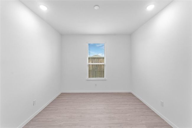 another view of the office | Image 26