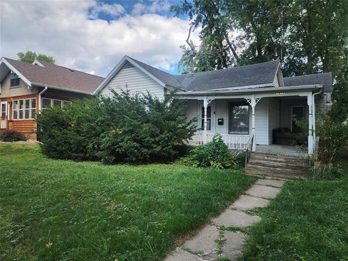 1312 6th St, Perry, IA, 50220-1537 | Card Image