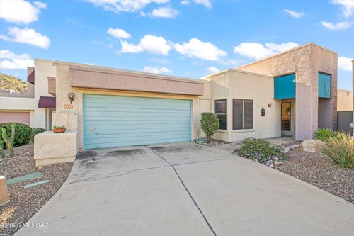 5557 N Sapphire Drive, Tucson, AZ, 85750 | Card Image