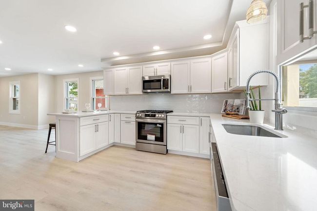 218 High St, House other with 4 bedrooms, 3 bathrooms and null parking in GLENDORA NJ | Image 16