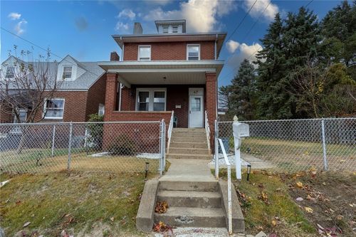 47 May Ave, Mc Kees Rocks, PA, 15136-3143 | Card Image