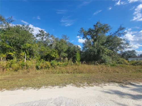 9460 Rousseau St, WEBSTER, FL, 33597-9075 | Card Image