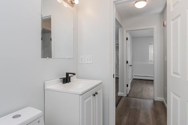 APT-1H - 25 Log St, Condo with 2 bedrooms, 1 bathrooms and null parking in Manchester NH | Image 8