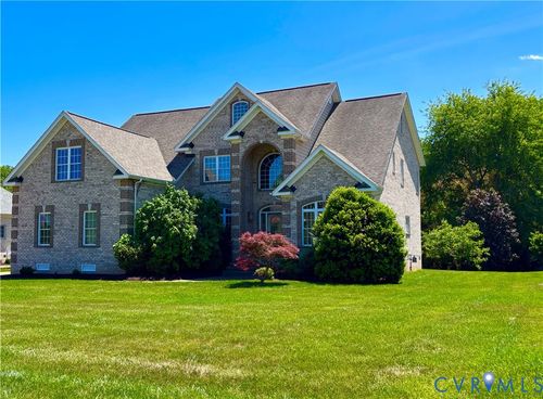 11813 Middlecoff Dr, Chester, VA, 23836-2706 | Card Image