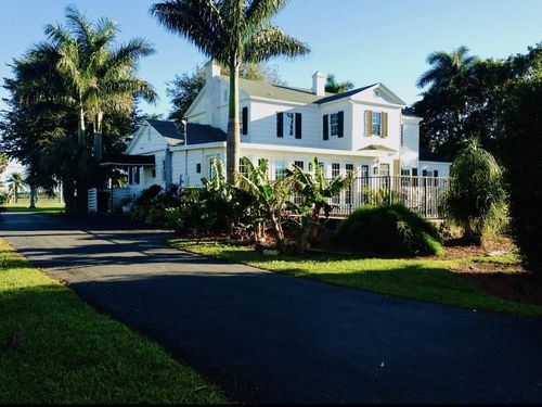 2271 Bacom Point Rd, Pahokee, FL, 33476-2629 | Card Image