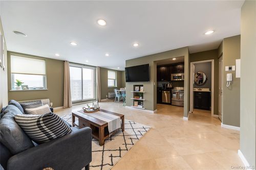 6n-2 Richmond Rd, Lido Beach, NY, 11561-4854 | Card Image