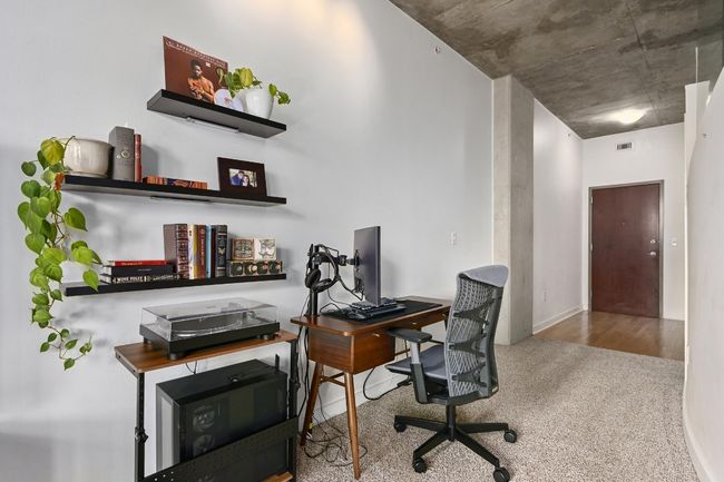 View of carpeted home office | Image 11