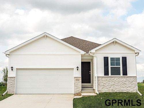8014 N 113th Ave, Omaha, NE, 68142-1129 | Card Image