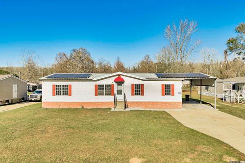 9737 Deer Run Ave, Zachary, LA, 70791-7521 | Card Image